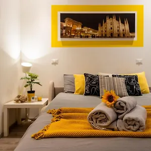  Apartment Citylife - Fiera - 100m M1 - Ac -wi-fi Italy